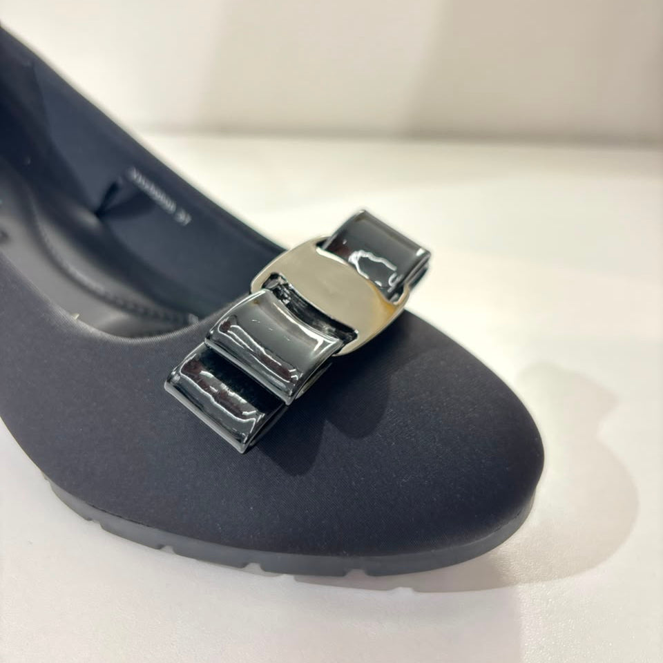 Noir Charm Wedge