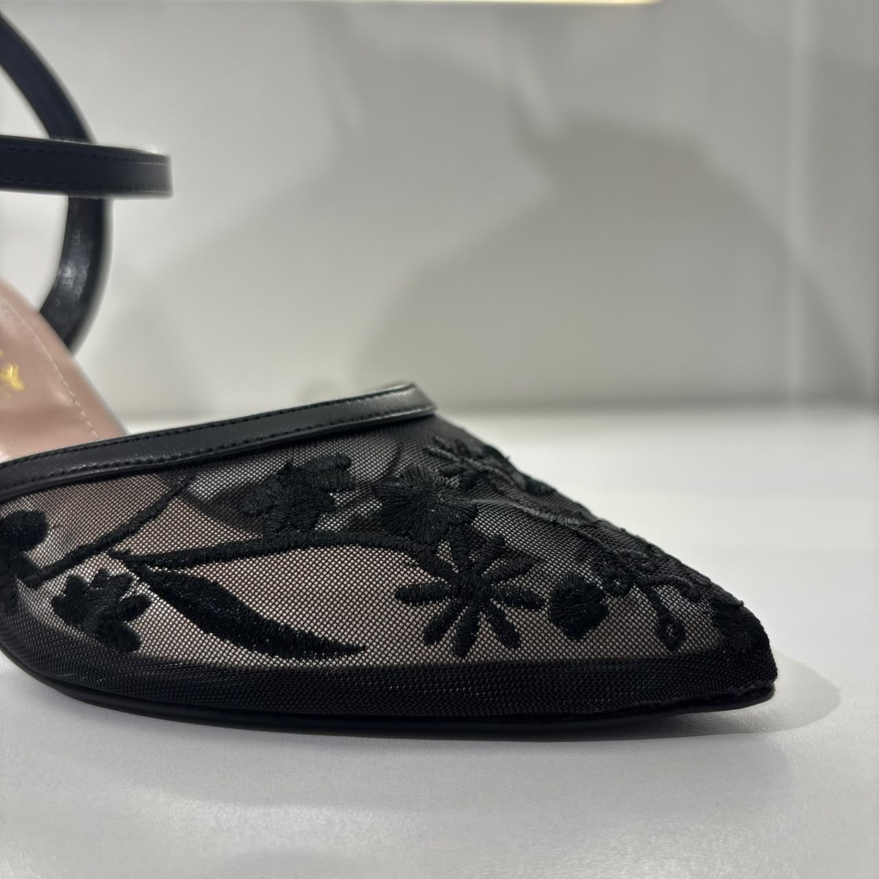 Elegant Lace Slingback Heels