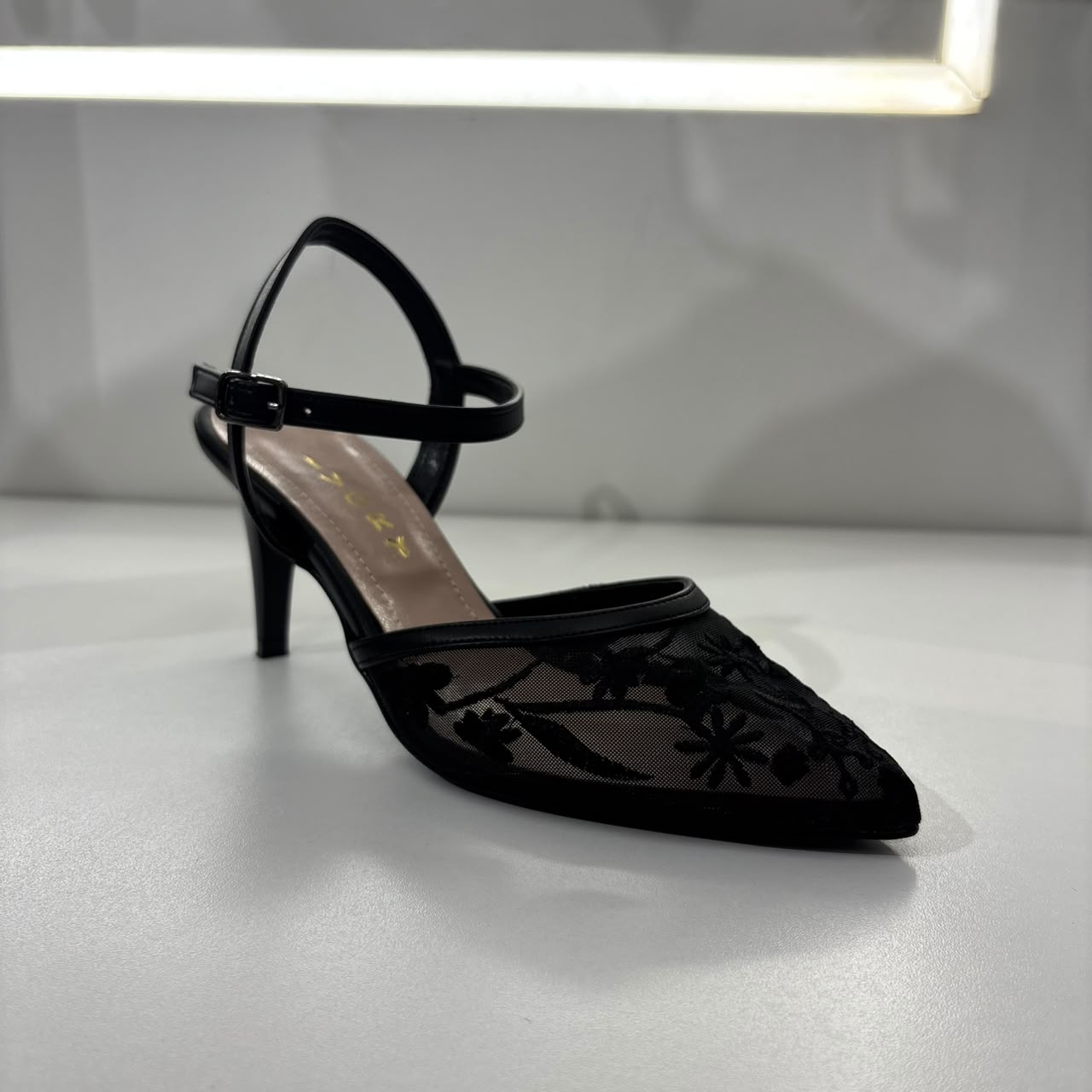 Elegant Lace Slingback Heels