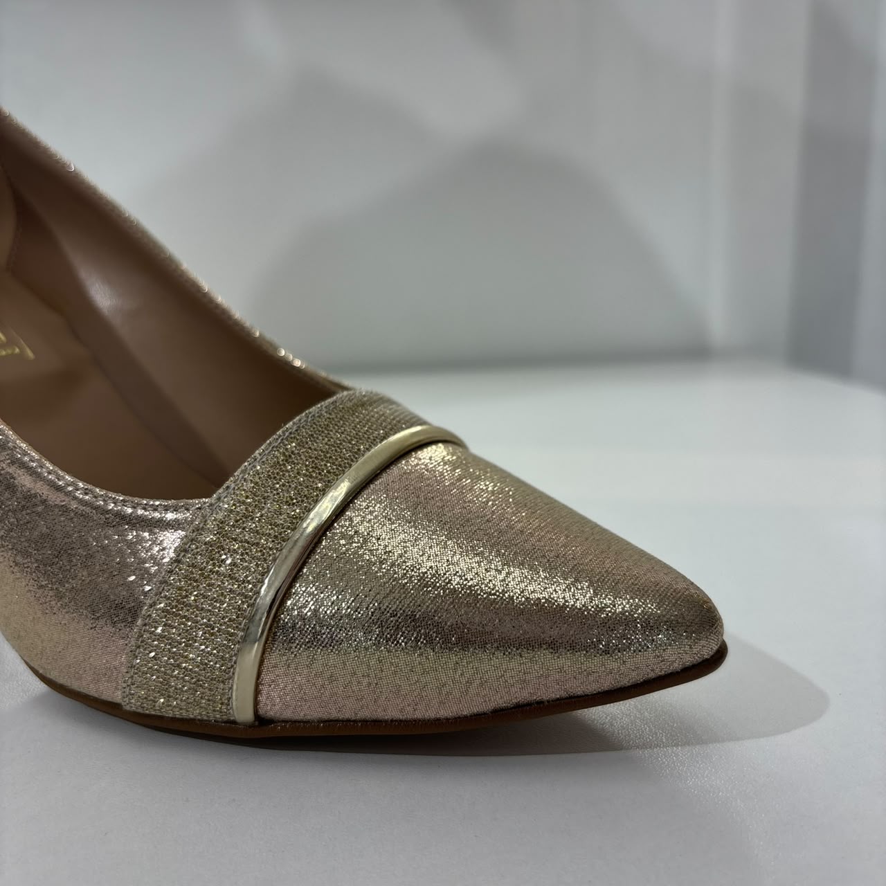 Metallic Pointed-Toe Block Heel