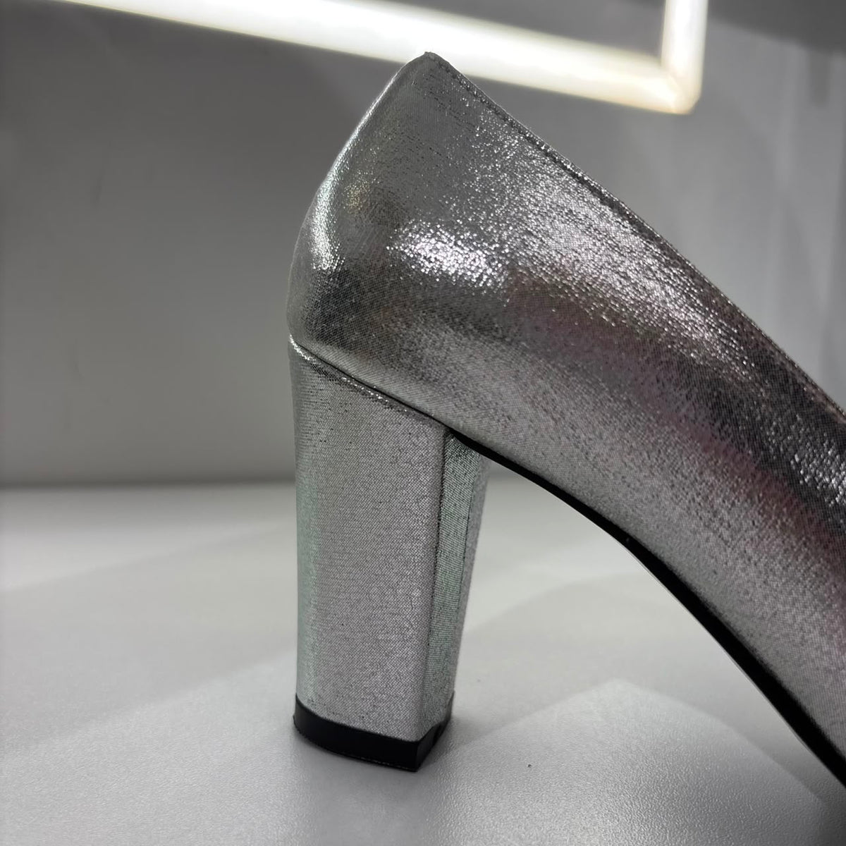 Metallic Pointed-Toe Block Heel