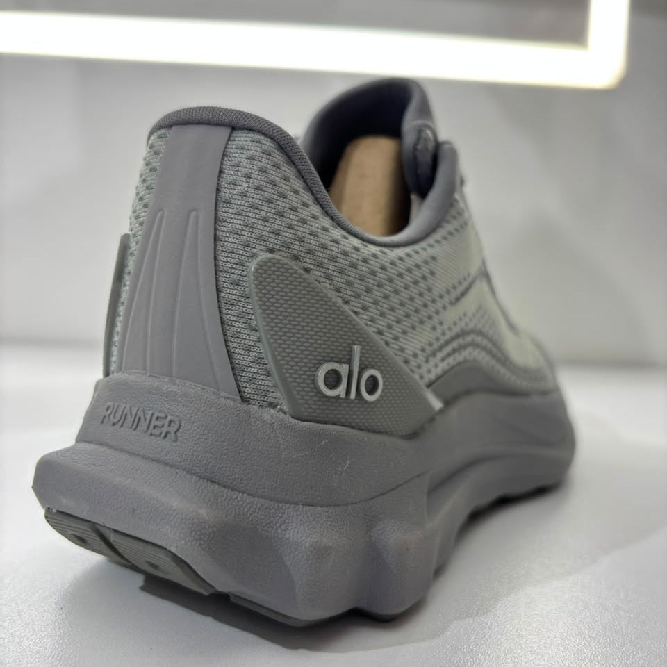 Alo Runner performance sneaker