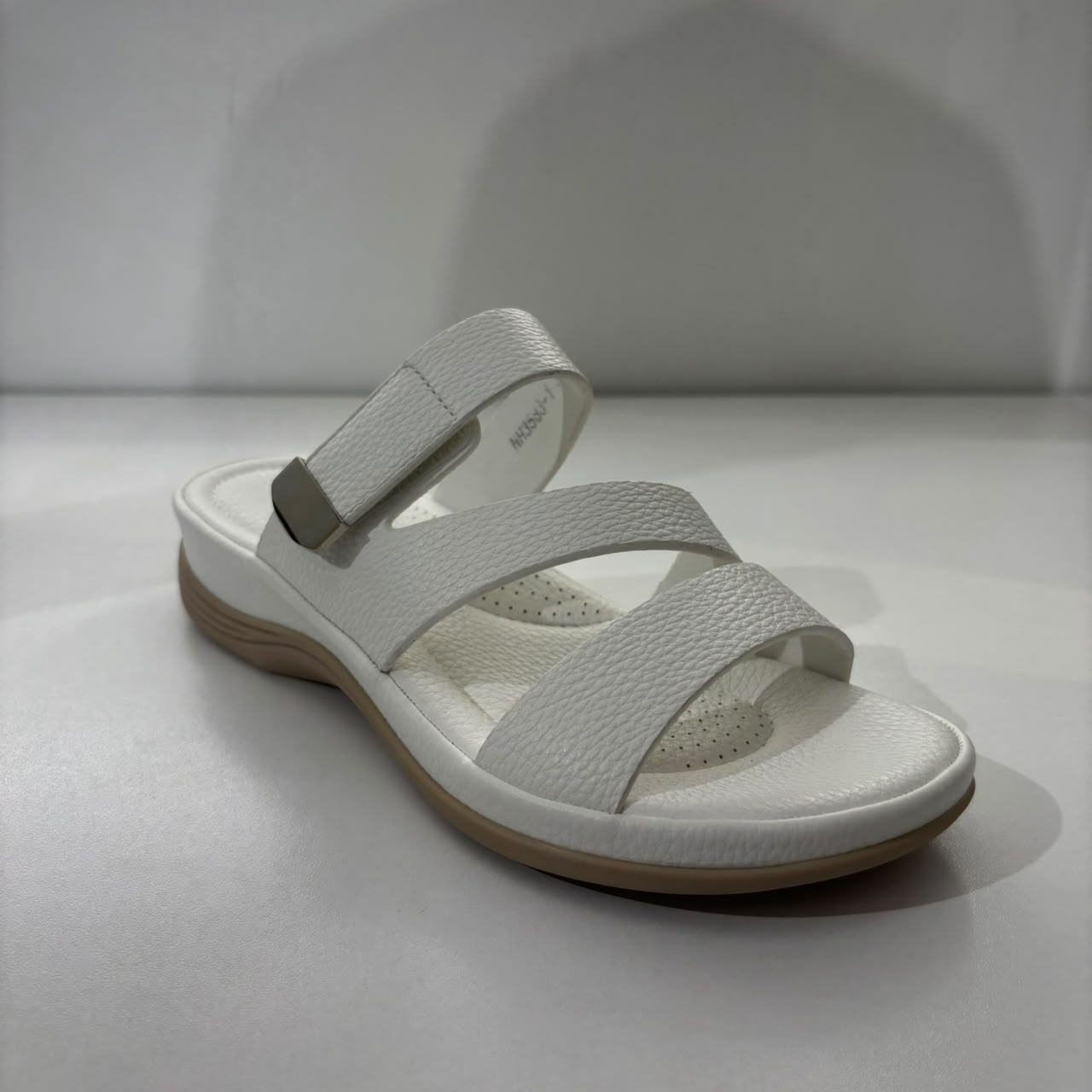 The Adjustable Triple-Strap Comfort Slide