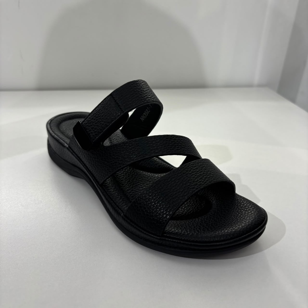 The Adjustable Triple-Strap Comfort Slide