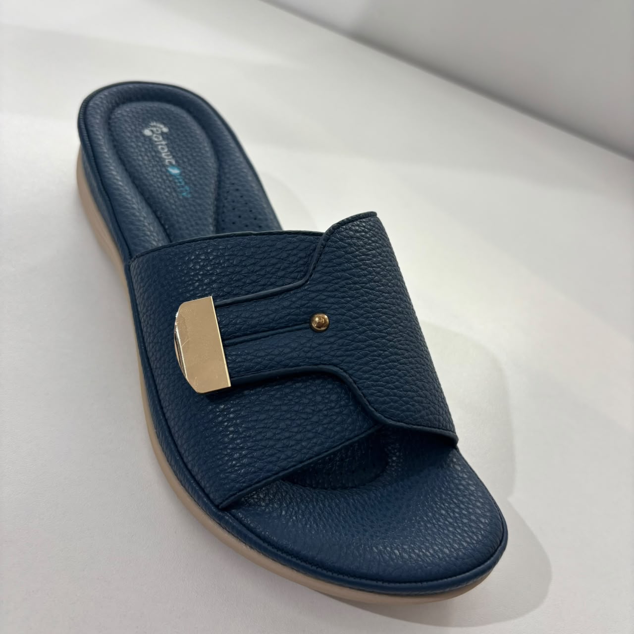 ComfortStride Metallic Buckle