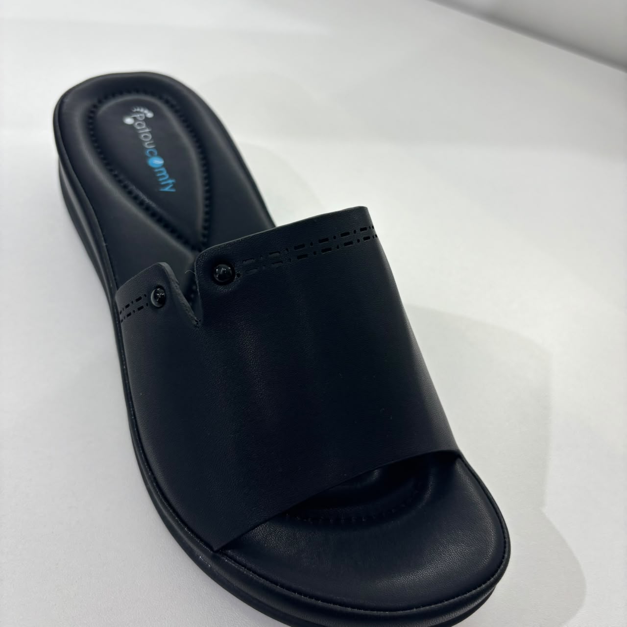 The Laser-Cut V-Notch Comfort Slide