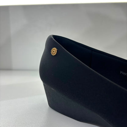 Elegant Ease Wedge