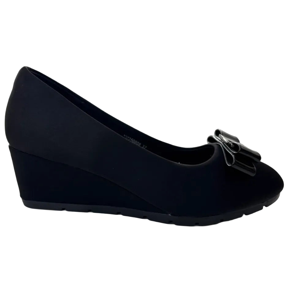 Noir Charm Wedge